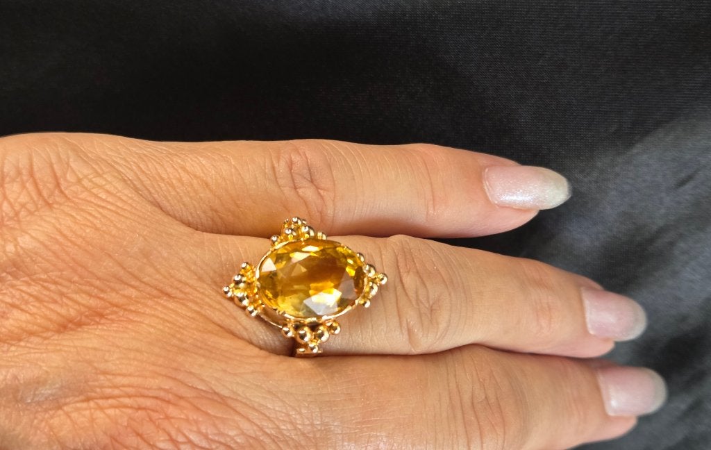 Gouden Vintage design ring edelsteen gele topaas. 2026/561, ., Geel, Ophalen of Verzenden, Zo goed als nieuw