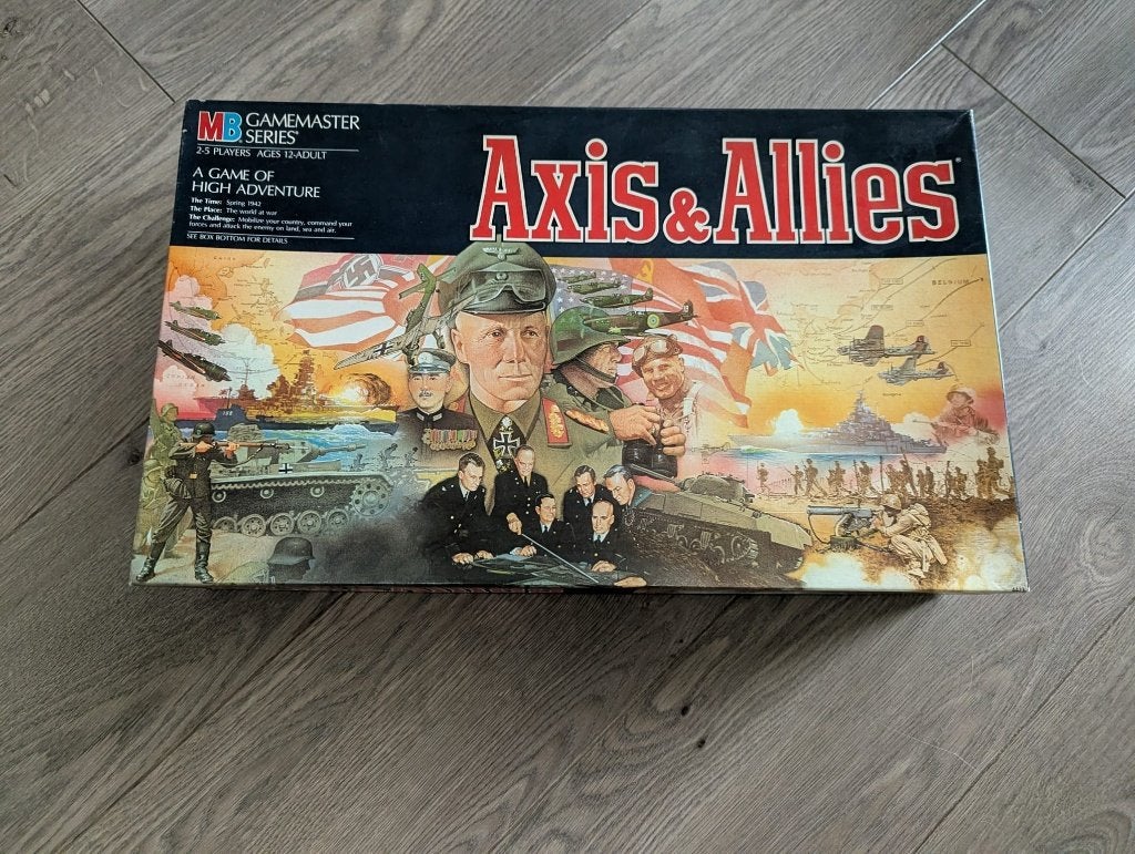 Axis & Allies (MB Gamemaster Series), Ophalen of Verzenden, Zo goed als nieuw, Avalon Hill Games