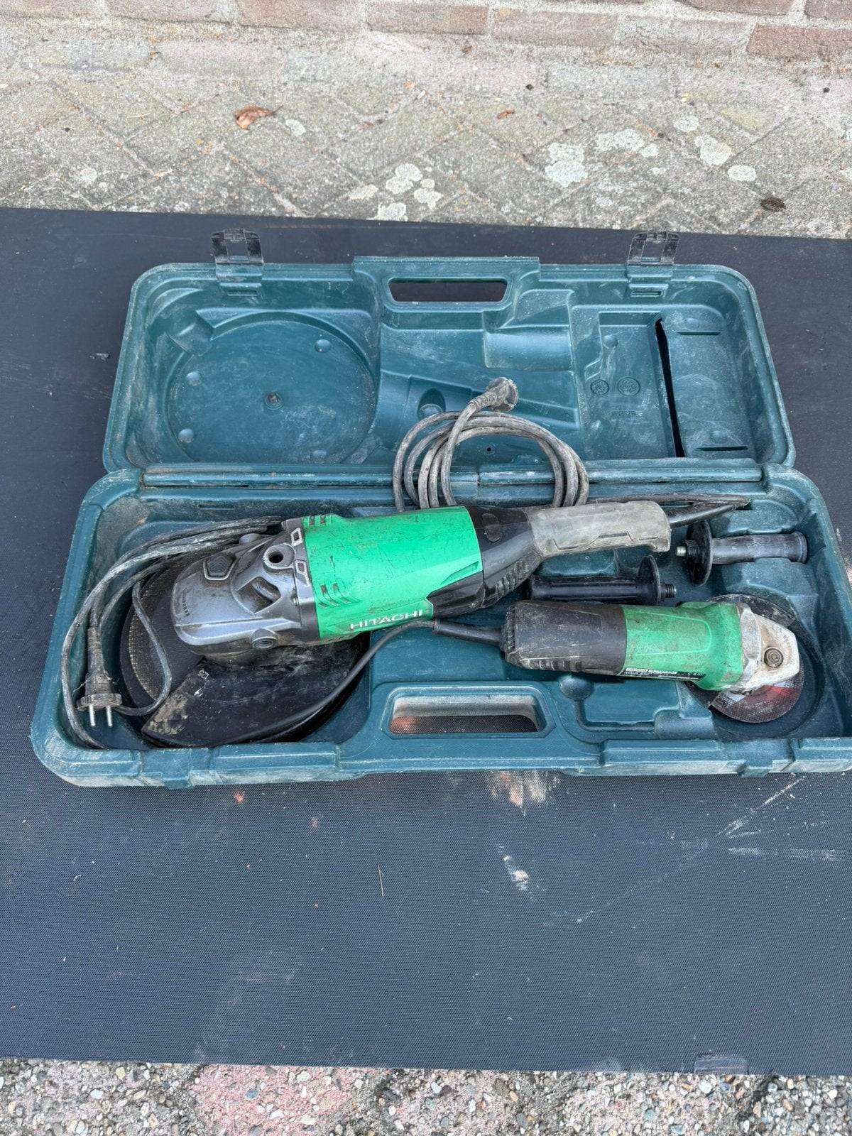 Hitachi slijptol set, Doe-het-zelf en Verbouw, Ophalen, Zo goed als nieuw, 1000 watt of meer, Haakse handslijpmachine
