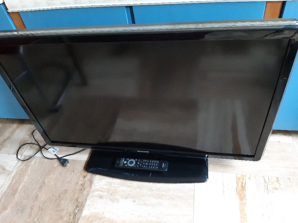 37" Philips televisie Ambilight 37PFL8404H, Ophalen, Philips, Gebruikt, LCD