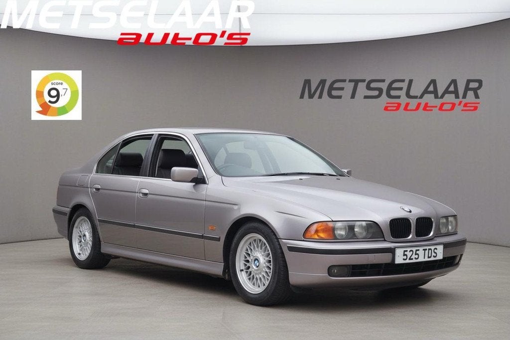 BMW 5-serie 525tds Executive automaat 1e eigenaar UNIEK MOOI, Automaat, Achterwielaandrijving, Gebruikt, 143 pk