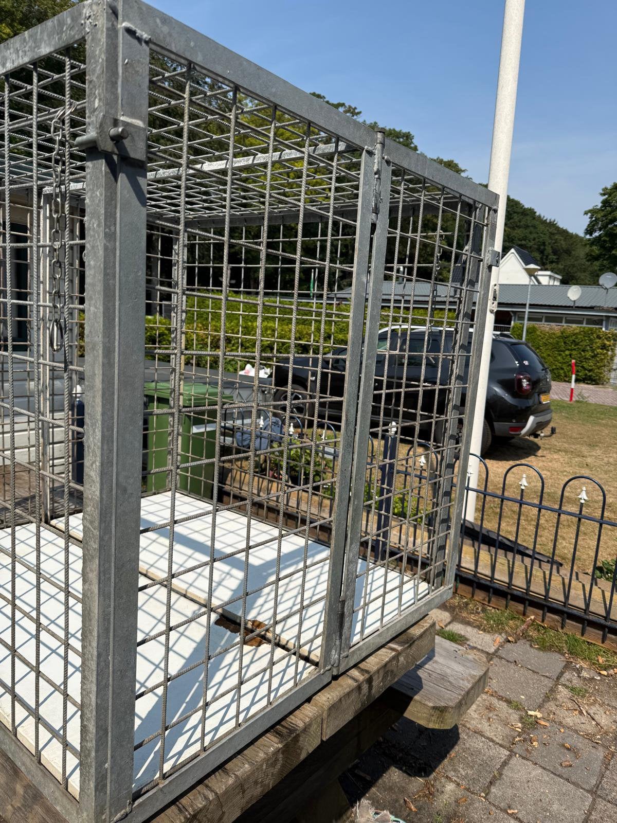 Honden bench, Dieren en Toebehoren, Ophalen, Gebruikt