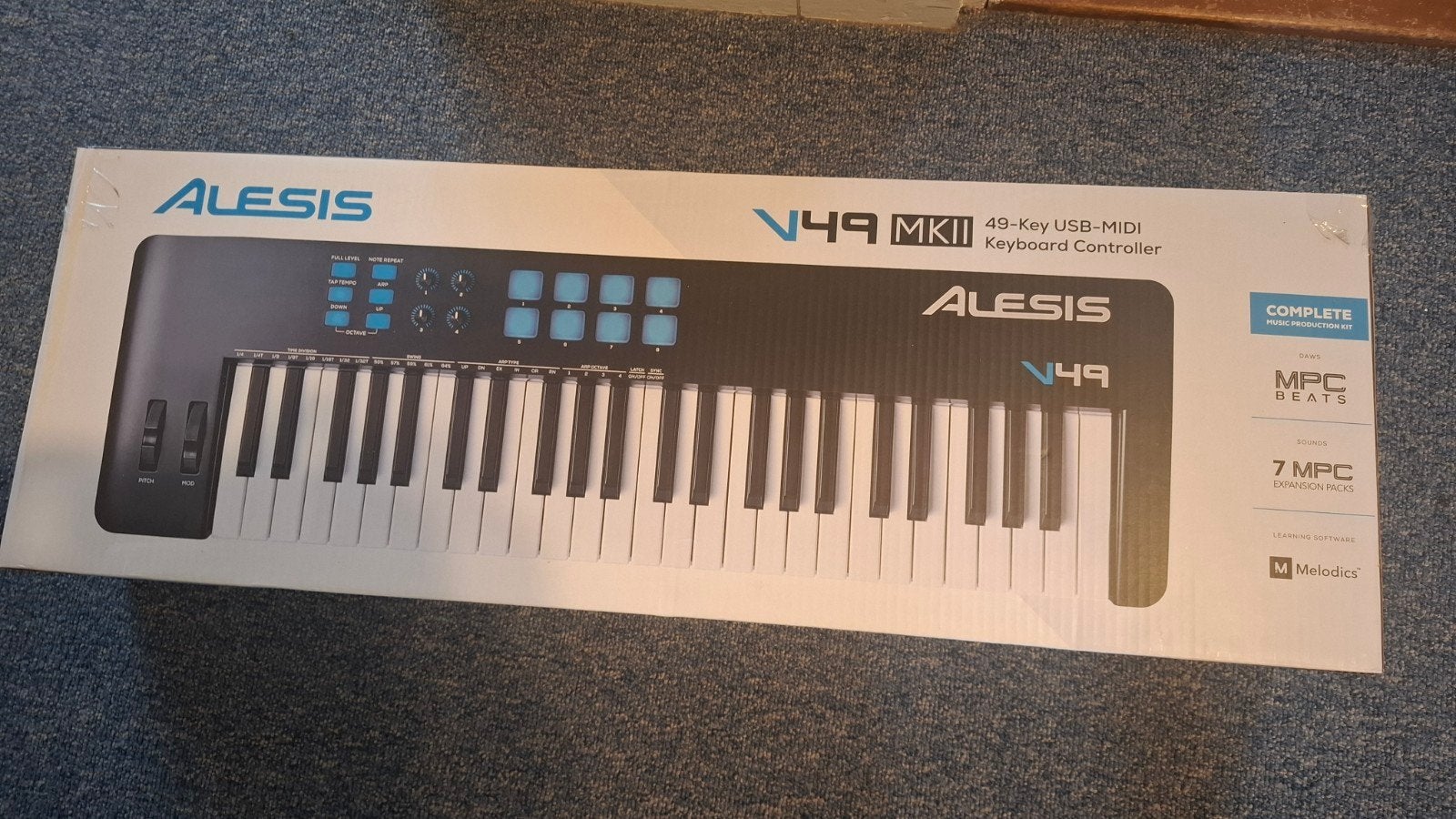 Alesis V49 MKII 49-toetsen USB-MIDI Keyboard Controller, Ophalen of Verzenden, Zo goed als nieuw, Aanslaggevoelig, 49 toetsen