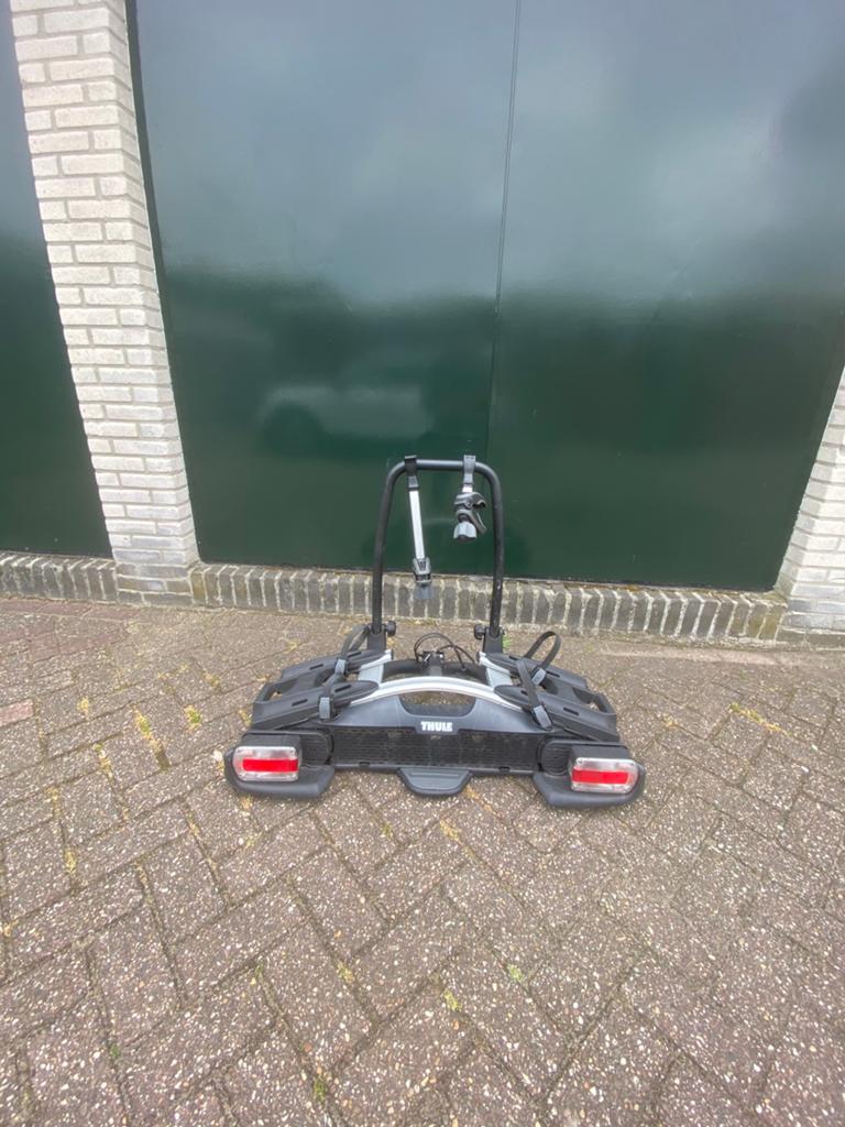 Thule velocompact 925 fietsendrager kantelbaar, Auto diversen, Fietsendragers, Ophalen of Verzenden, Trekhaakdrager