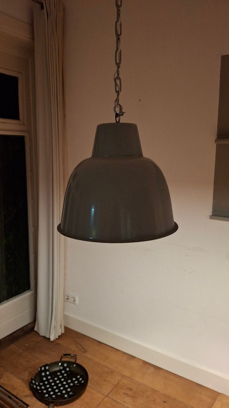 Set van 3 industriële hanglampen - Grijs, 35cm diameter, Ophalen, Gebruikt, Metaal