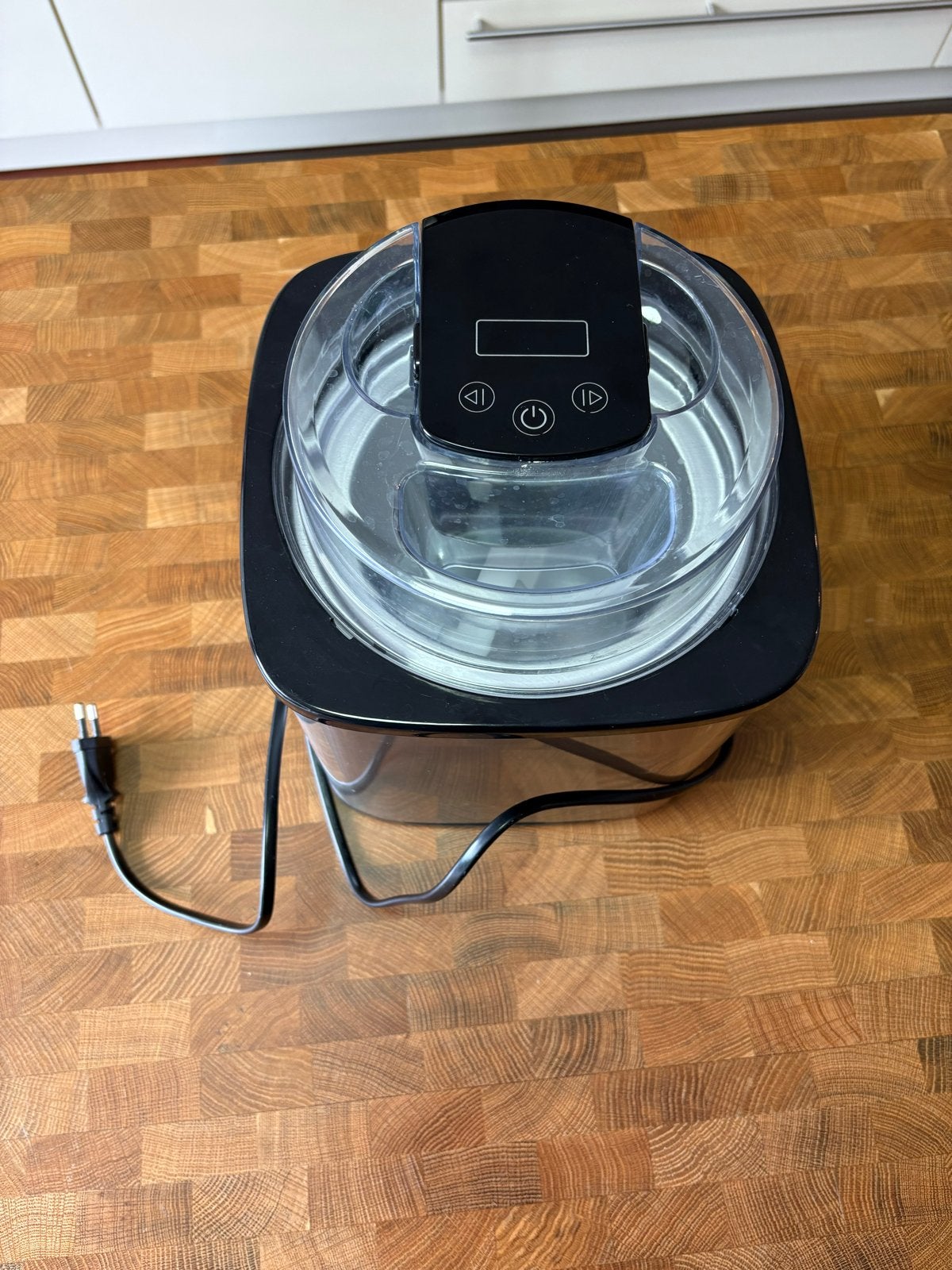 IJsmachine voor thuisgebruik - Zelfgemaakt ijs in 20 min, Ophalen, 1 tot 2 liter, Zo goed als nieuw, Vaatwasserbestendig