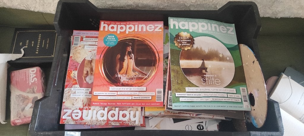 Stapel magazines Happinez, Ophalen of Verzenden, Gelezen, Damesbladen