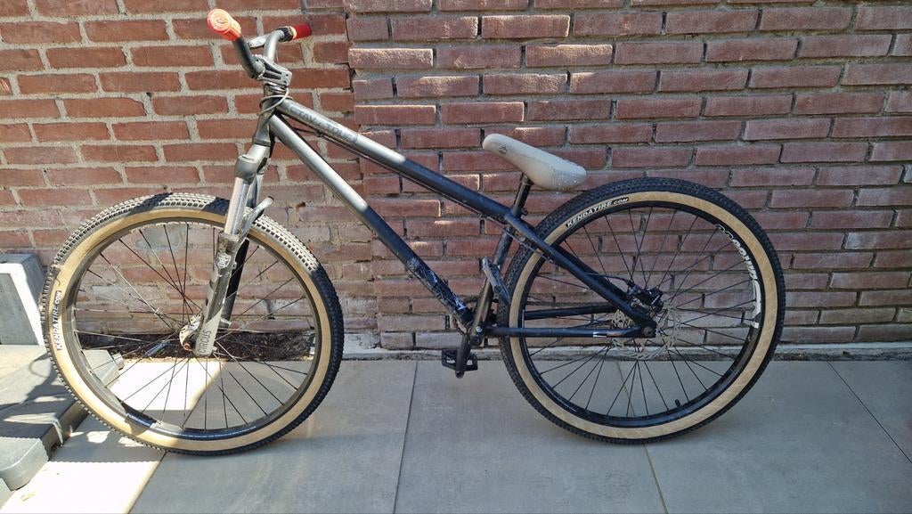 NS Bikes Metropolis - Dirtjump fiets - Goede staat, 24 inch of meer, Gebruikt, NS BIKES, Aluminium