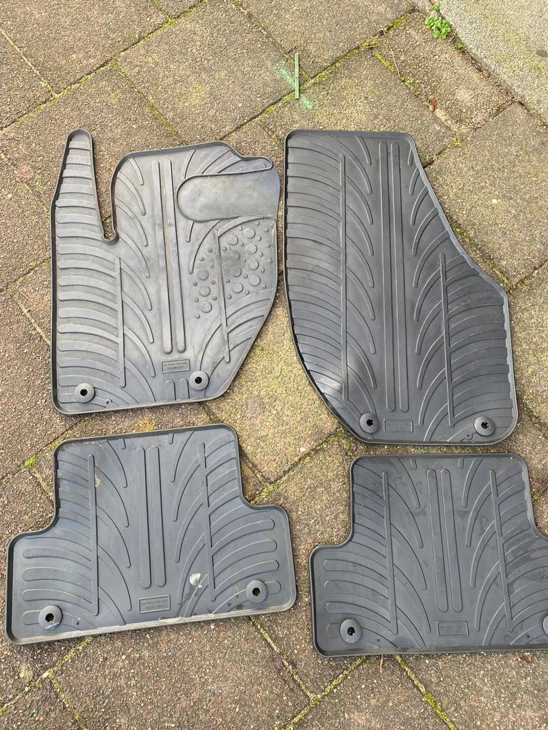 Volvo V40 automatten 2012/2013, Ophalen of Verzenden, Zo goed als nieuw