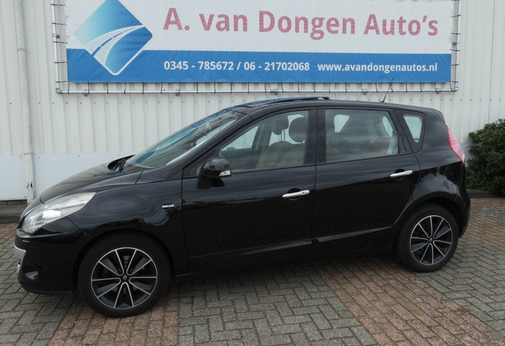 Renault SCENIC 2.0 BOSE Automaat,Leer,Pano,Navi,Trhaak,Camer, Auto's, Automaat, Euro 5, Gebruikt, 4 cilinders
