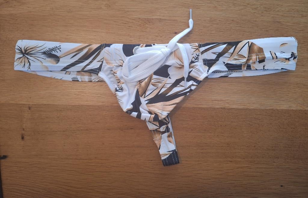 heren zwemstring maat M, Kleding | Heren, Badmode en Zwemkleding, Verzenden, Maat 48/50 (M), Overige kleuren, Zwemslip