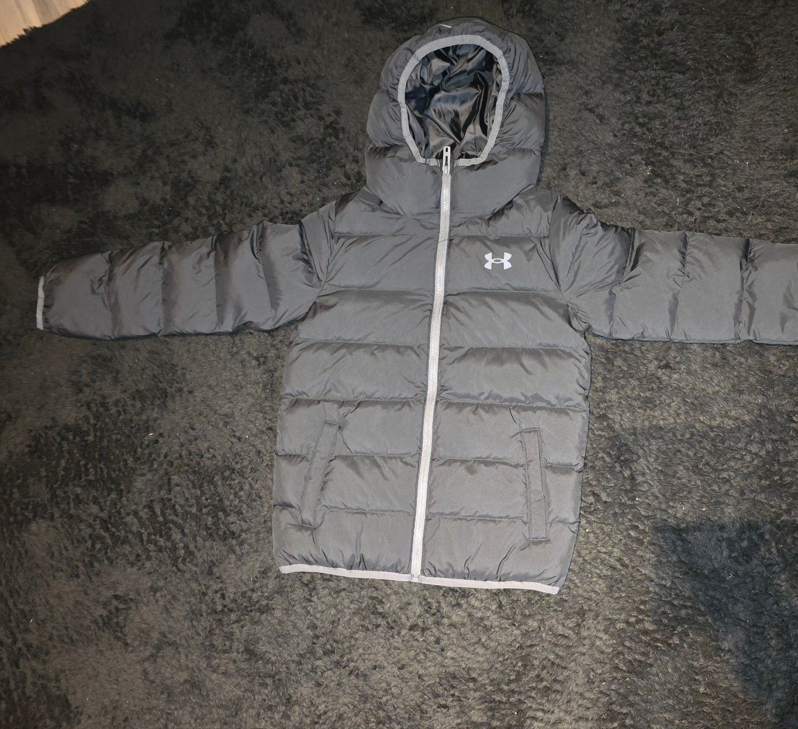 Under Armour Kinder Winterjas - Nieuw met labels, Ophalen of Verzenden, Nieuw, Under Armour, Jongen of Meisje