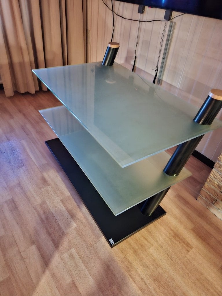 Gratis Unieke glazen tafel/ audiomeubel, Ophalen, Gebruikt, 50 tot 100 cm, 50 tot 75 cm