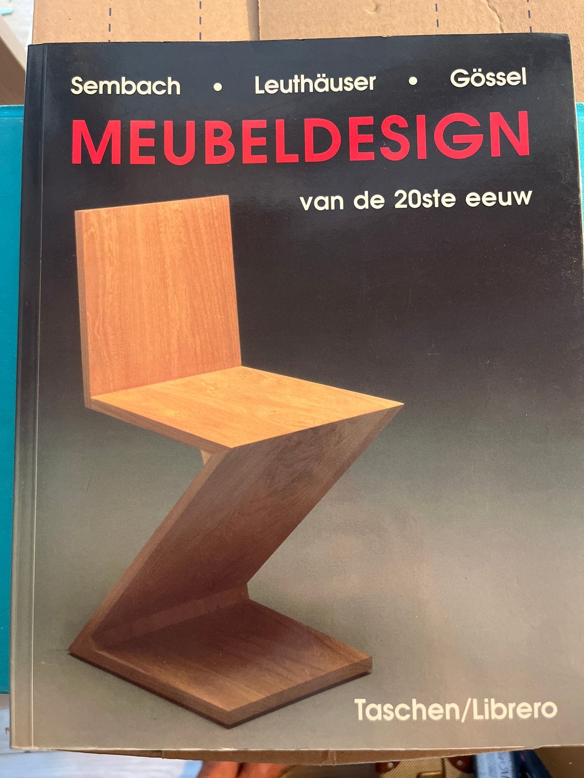 Meubeldesign van de 20e eeuw - Sembach, Leuthäuser, Gössel, Boeken, Ophalen of Verzenden, Gelezen, Overige onderwerpen