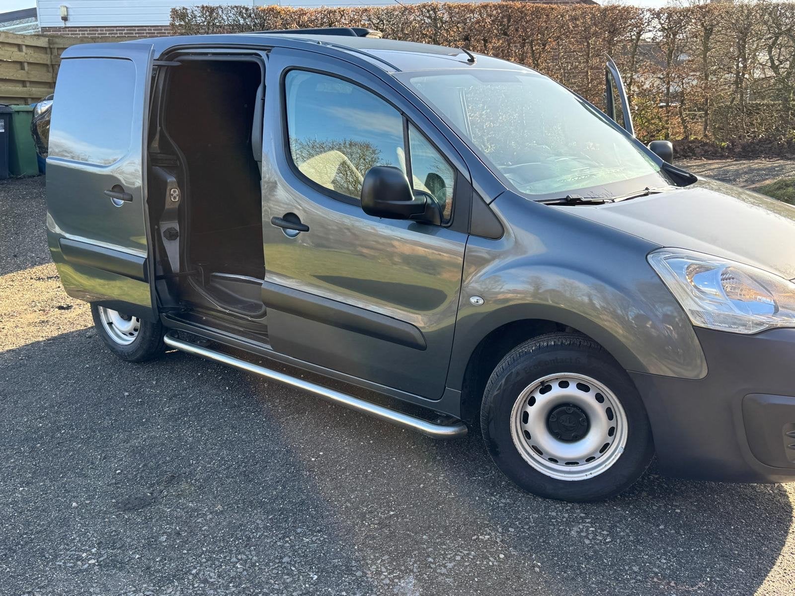 Peugeot Partner 1.6 Bluehdi 100pk 650kg 2017, Voorwielaandrijving, 680 kg, 4 cilinders, 23 km/l