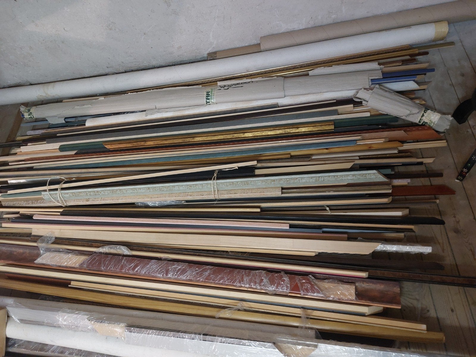 schilderij lijsten lijstenmakerij staaflijsten profiellatjes, Hobby en Vrije tijd, Ophalen, Zo goed als nieuw, Hout, Knutselwerk