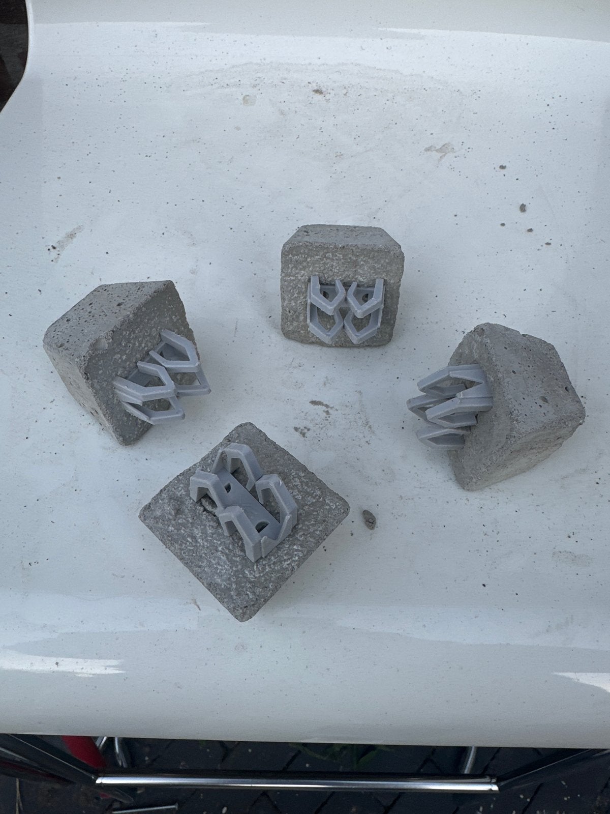 Betonnen afstandhouders voor betonijzer, Doe-het-zelf en Verbouw, Ophalen, Nieuw