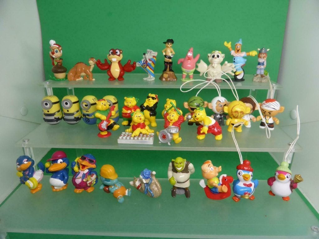 Mini Kunststoffiguren uit verrassing ei, minions, Pombeer, Verzenden, Gebruikt
