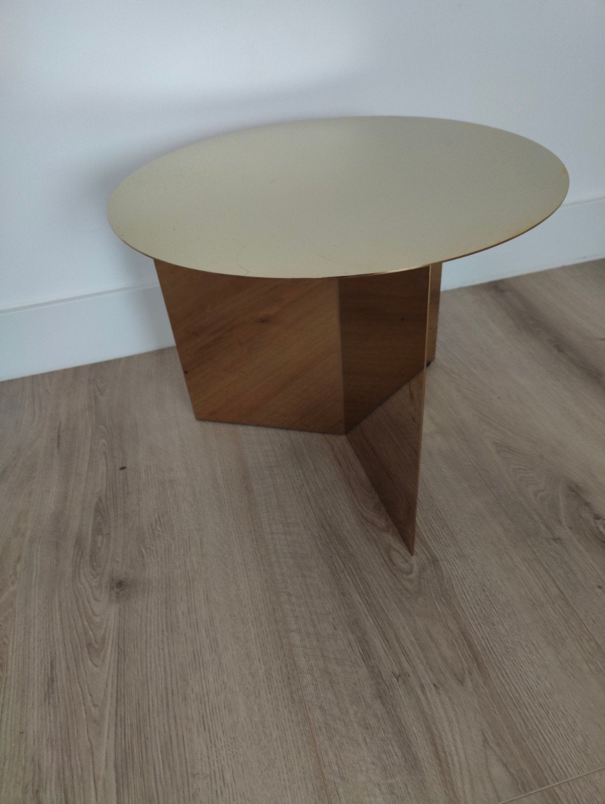 HAY Slit messing Salontafel - Uniek Origami Design, Huis en Inrichting, Tafels | Salontafels, Ophalen, Minder dan 50 cm, Modern, Scandinavisch, Origami