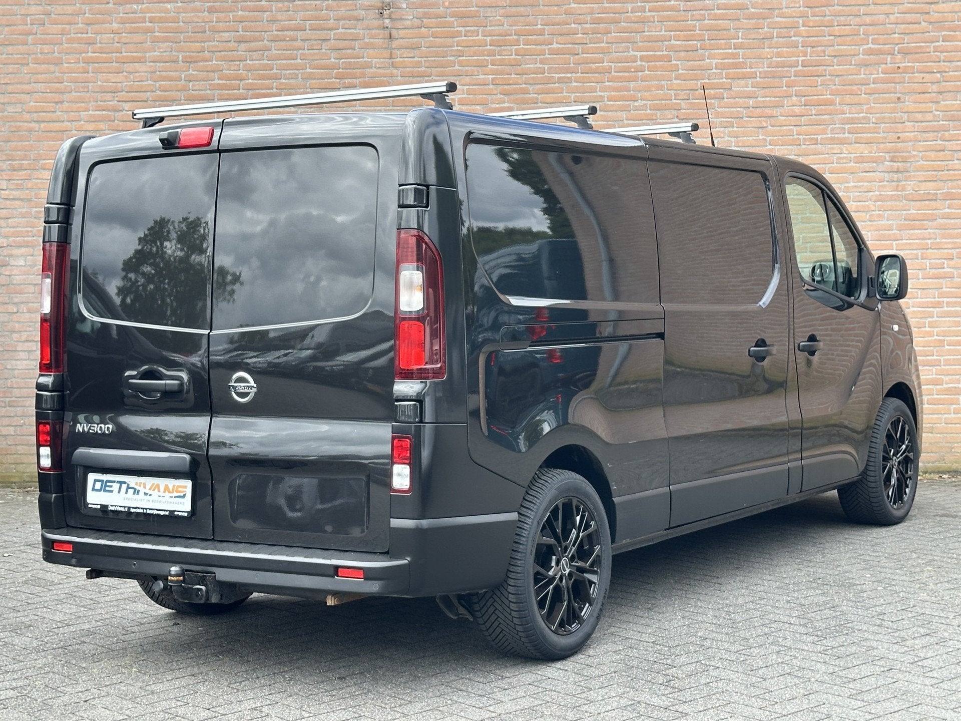 Foto 4 van Nissan NV300 1.6dCi 125PK Lang Black Edition / Cruisecontrol