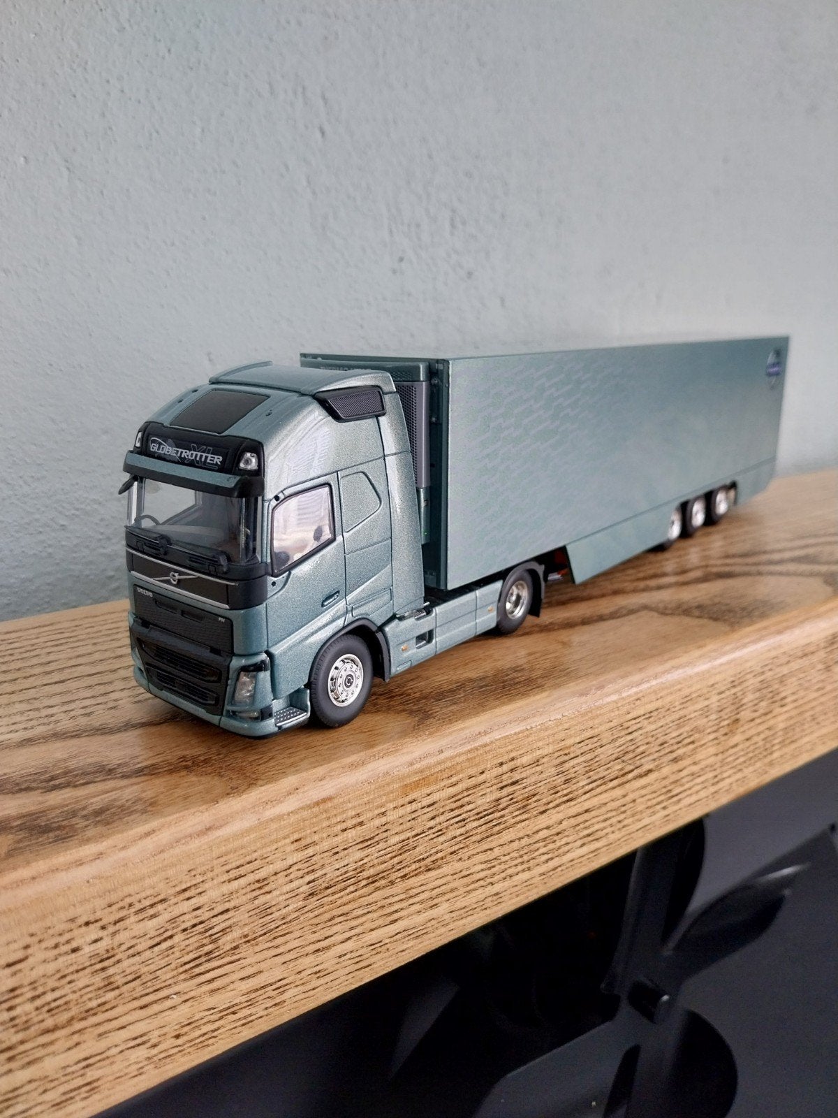 Volvo FH 4 globetrotter xl demo kleuren, Ophalen of Verzenden, Zo goed als nieuw, Bus of Vrachtwagen, Tekno