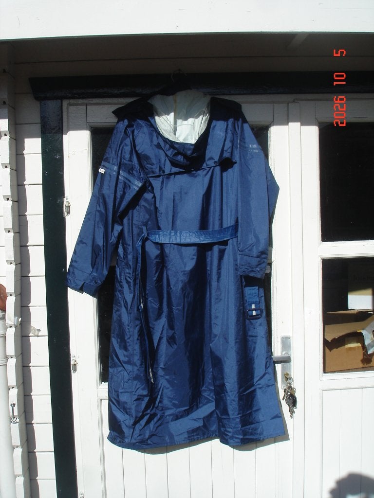 Agu regenjas blauw jaren '80, Caravans en Kamperen, Ophalen of Verzenden, Zo goed als nieuw, Regenjas, Dames