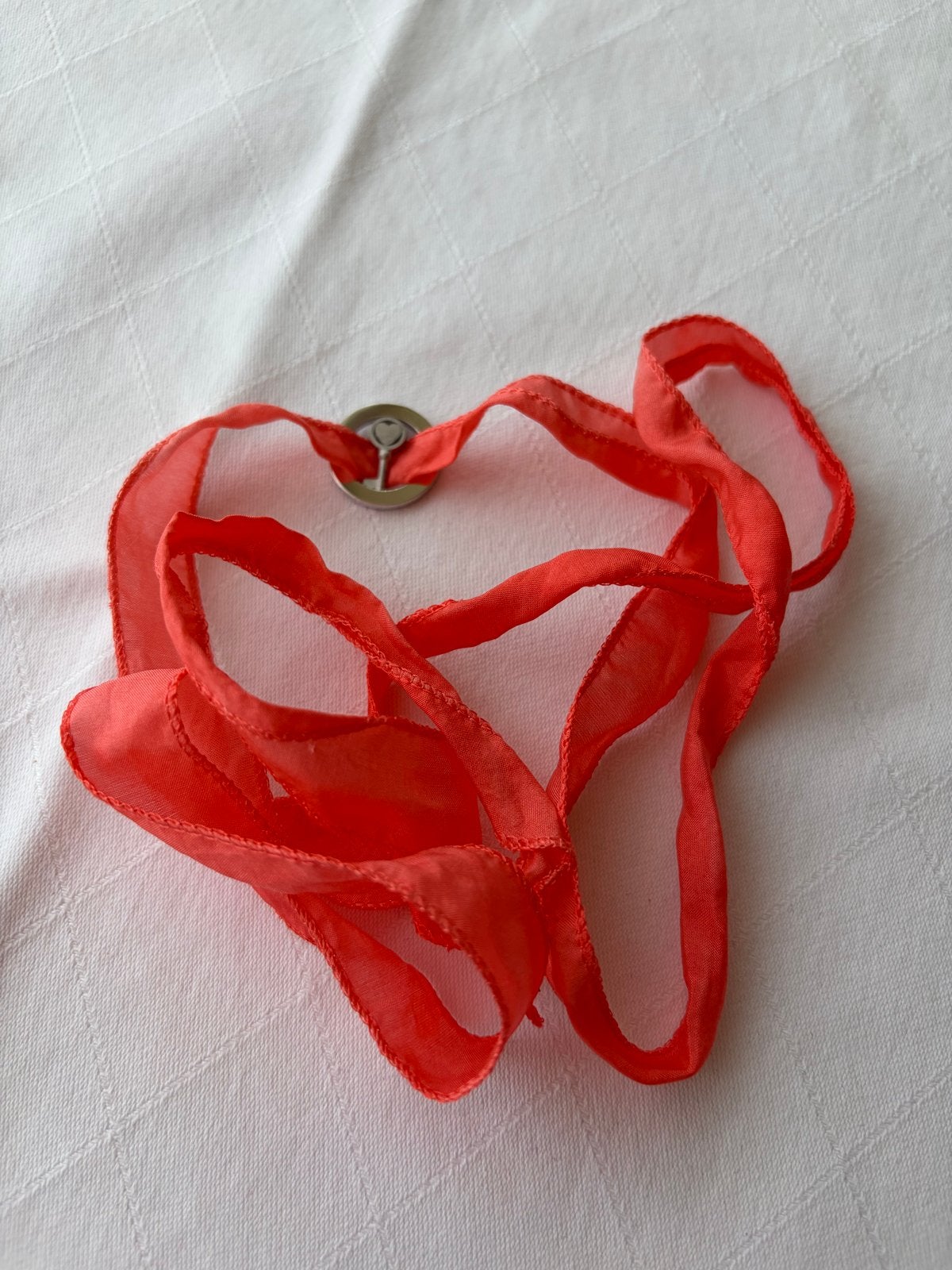 Armbandje met lint, Ophalen of Verzenden, Zo goed als nieuw, Overige kleuren, Overige materialen