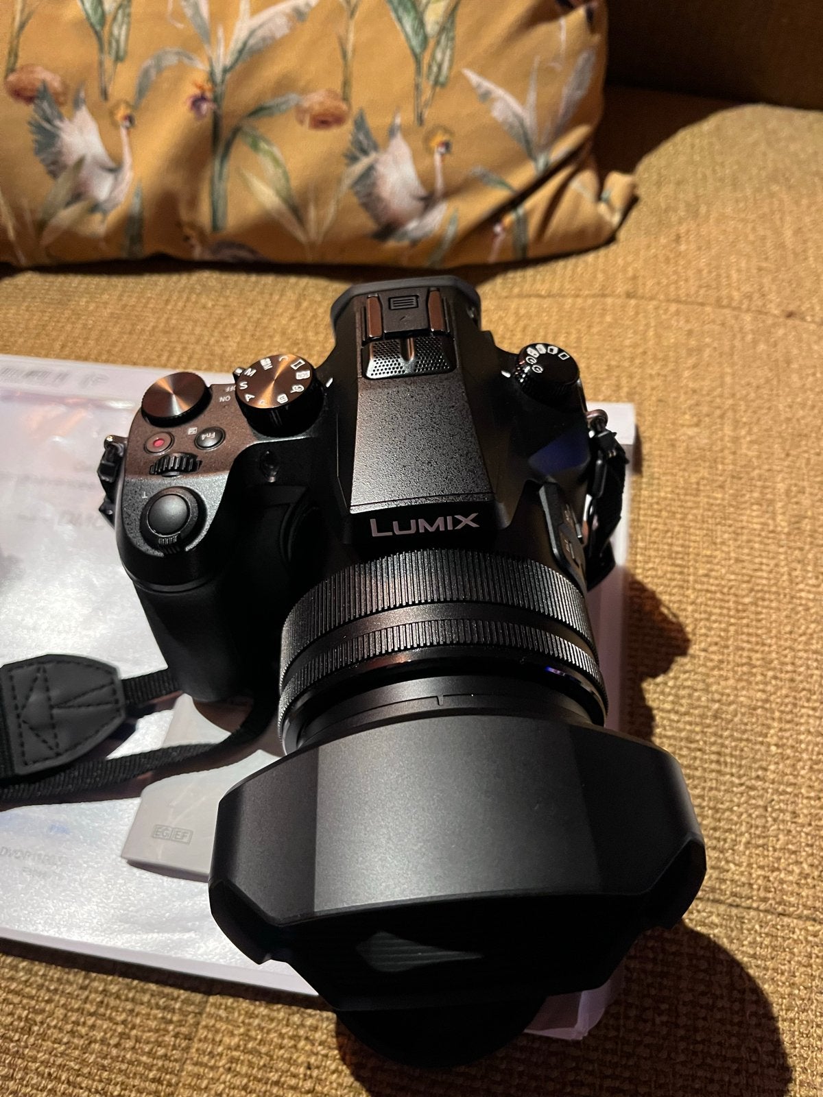 Panasonic Lumix DMC-FZ2000 Bridgecamera - Zo goed als nieuw, Ophalen, Panasonic, Beeldstabilisatie, Zo goed als nieuw