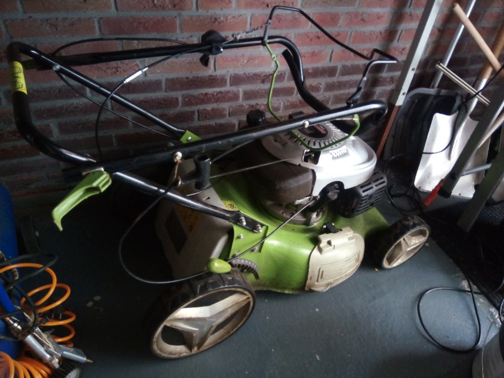 Benzine motormaaier 51 cm Central park, Tuin en Terras, Grasmaaiers, Ophalen, Cirkelmaaier, Gebruikt, Central Park