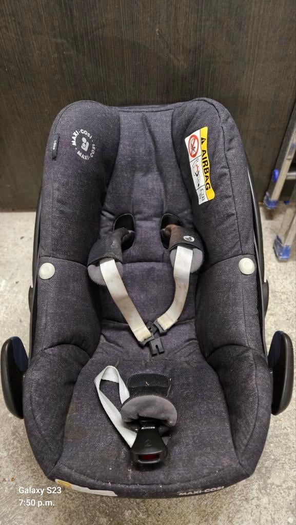 Maxi Cosi Pebble pro I-Size autostoel, 0 t/m 10 kg, Ophalen of Verzenden, Gebruikt, Autogordel