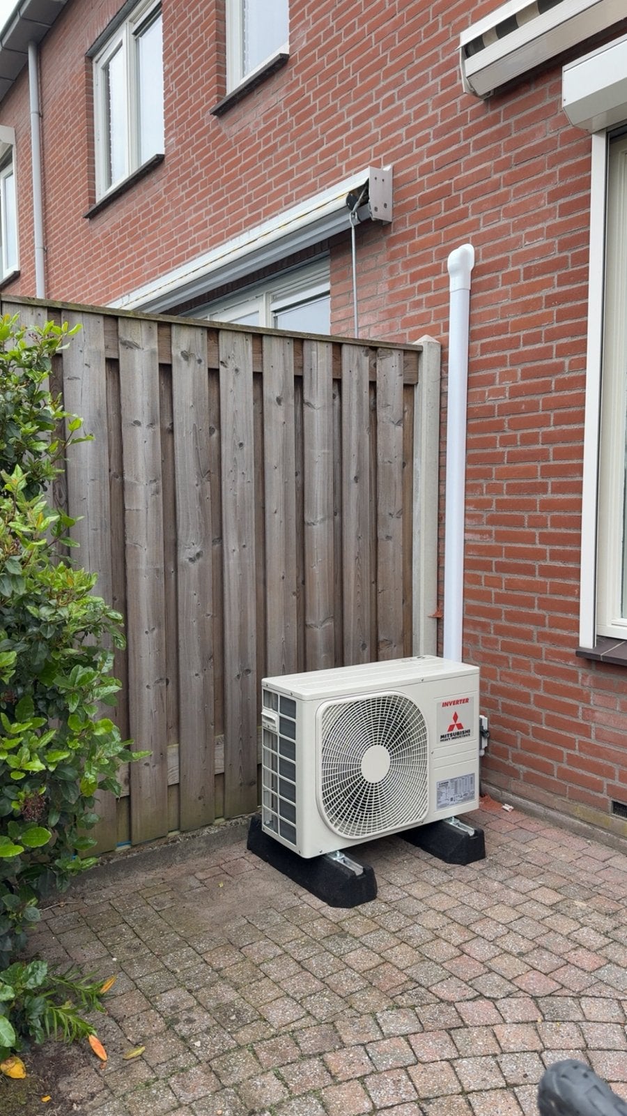 Airco monteur inhuren