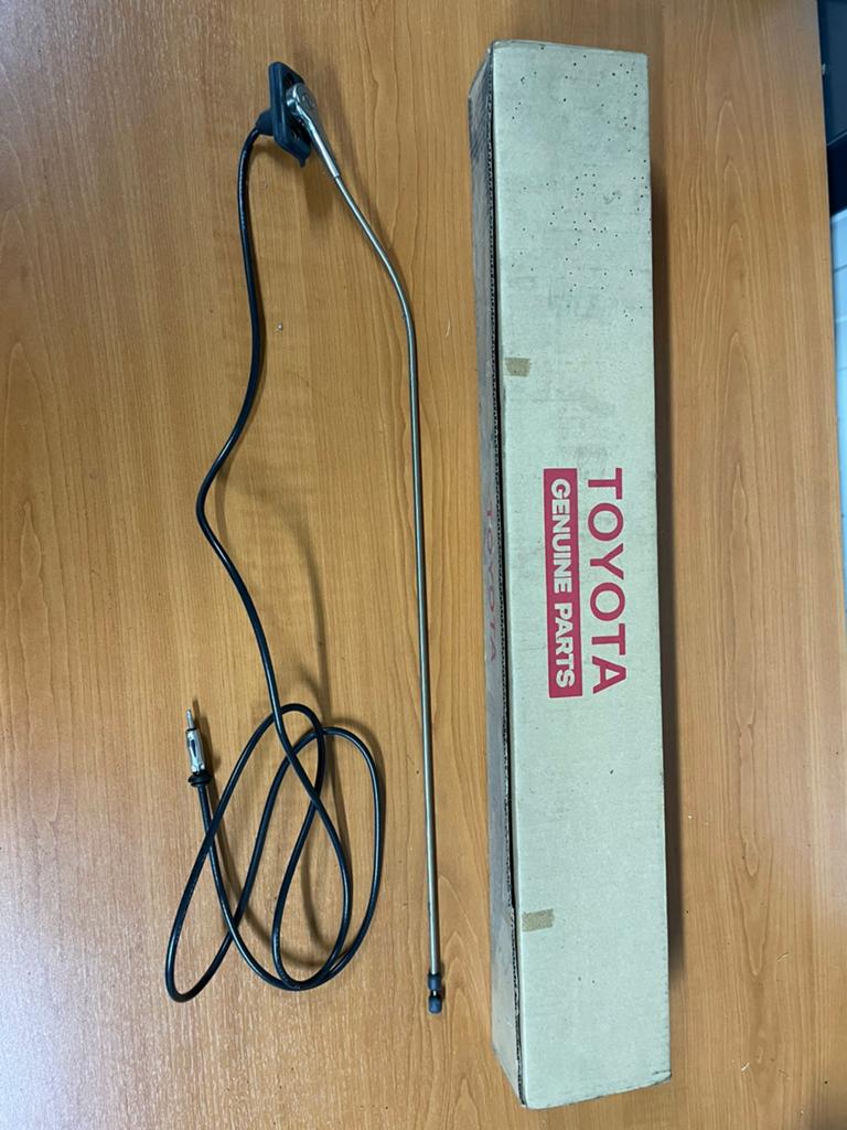 Toyota lite ace kr2 cr2 kr27 antenne nieuw 86300-28130, Ophalen of Verzenden, Zo goed als nieuw