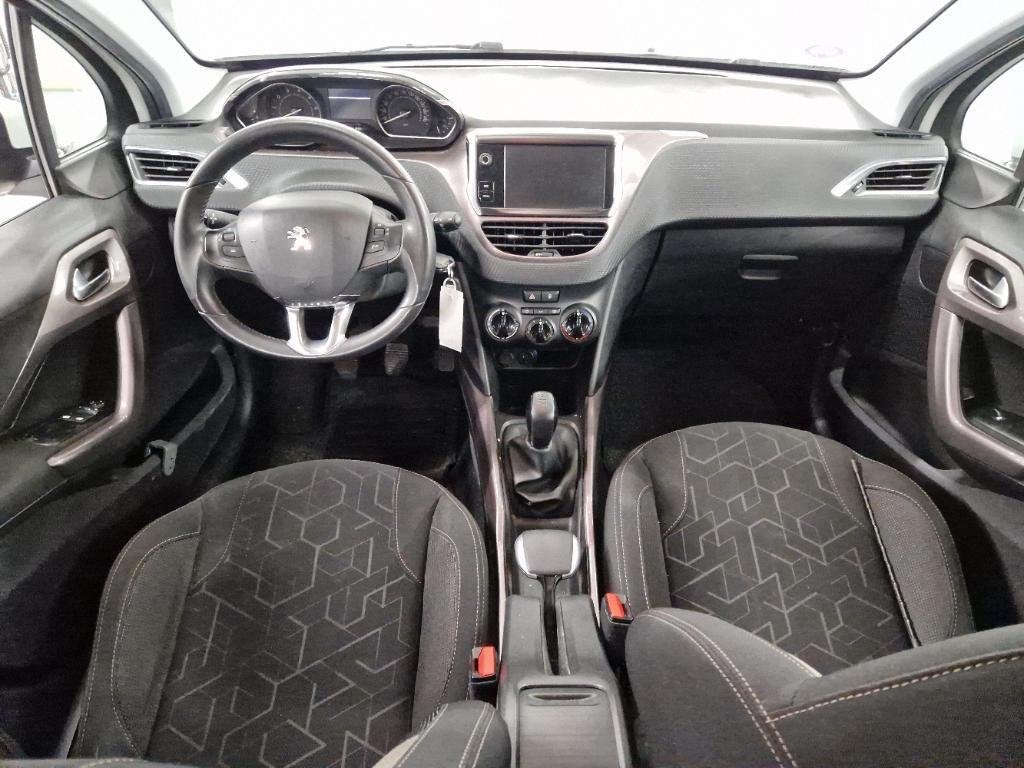 Foto 5 van Peugeot 2008 1.2 NAP 5D AIRCO TREKHAAK CRUISECONTROL BLUETOO