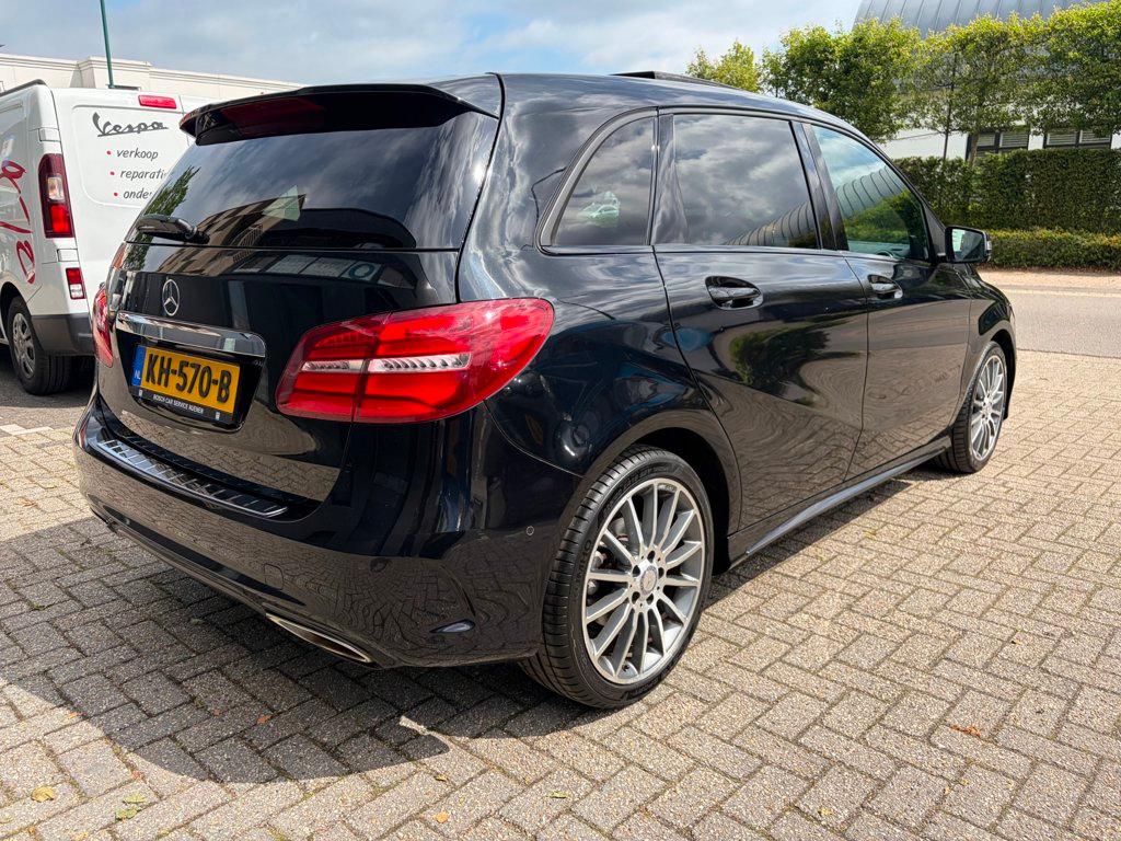 Mercedes-Benz B-klasse 180 AMG Night Edition Plus|Automaat|P, 12 maanden, 1325 kg, Gebruikt, 4 cilinders