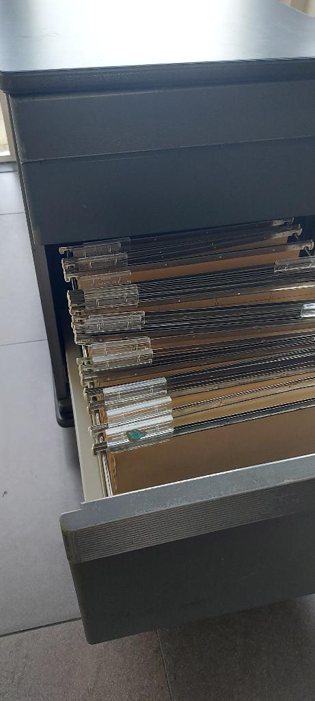 Bureaukastje, Ophalen, Overige materialen, Gebruikt, 1 of 2 laden
