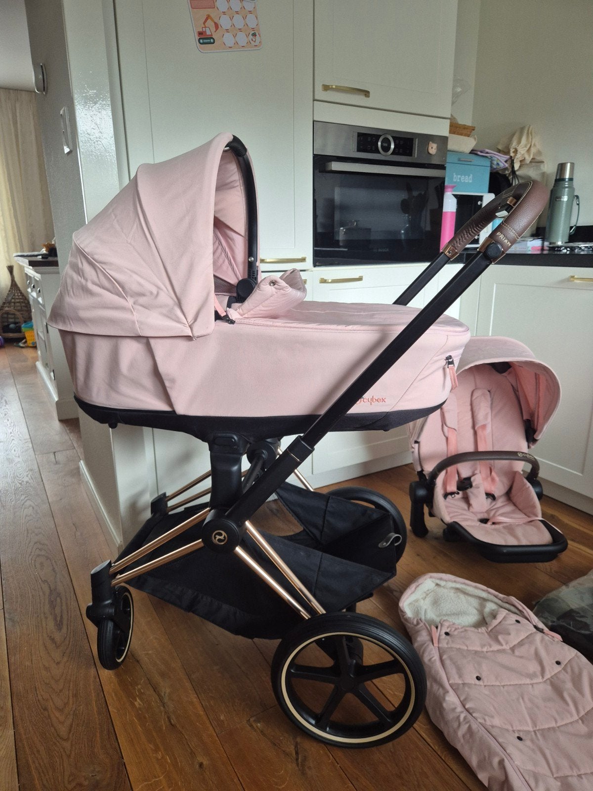 Cybex Priam 5.0 Peach Pink Roségoud Frame met Reiswieg, Kinderen en Baby's, Kinderwagens en Combinaties, Ophalen, Gebruikt, Overige merken