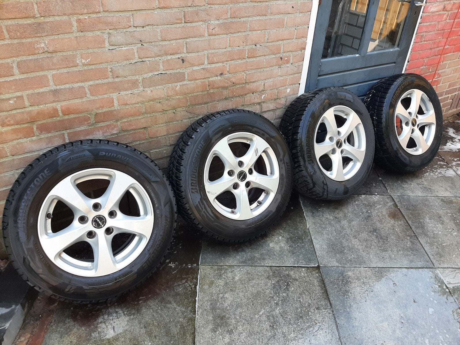 Bridgestone Duravis All Season banden en Borbet velgen VW T5, Ophalen, 16 inch, Banden en Velgen, All Season