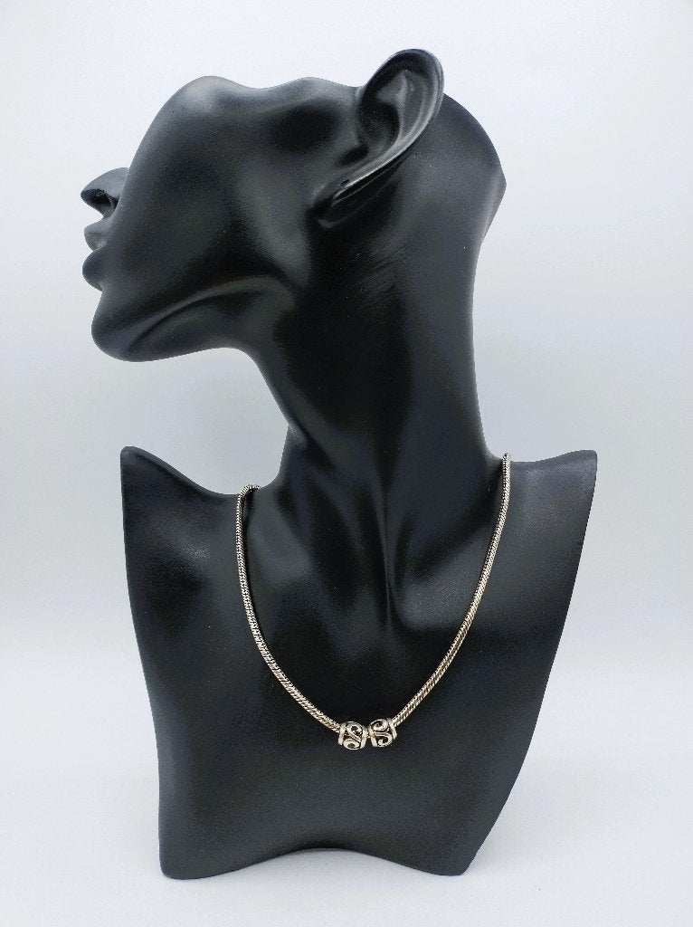 Zilveren slangenketting met hanger, Tedora, 45,5 cm.
