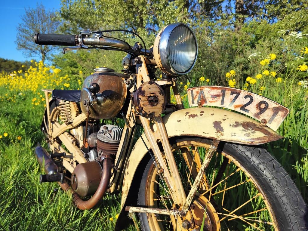 DKW SB200 1935 met NL kenteken. Originele lak WH