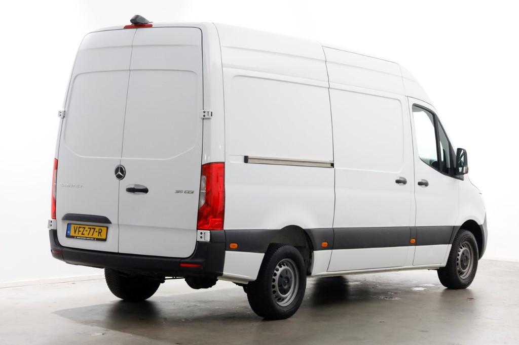 Mercedes-Benz Sprinter 311 CDI 115pk E6 RWD L2H2 7G Automaat, Auto's, Achterwielaandrijving, Gebruikt, Euro 6, 4 cilinders