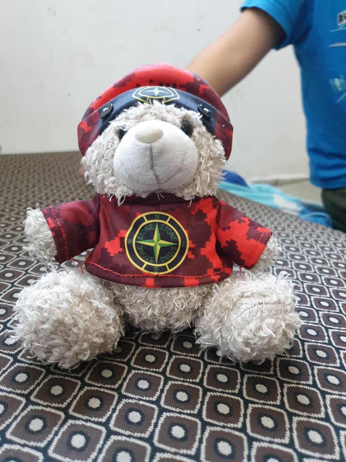 Leuke teddybeer met Stone Island outfit, Overige merken, Overige karakters, Beer, Ophalen of Verzenden