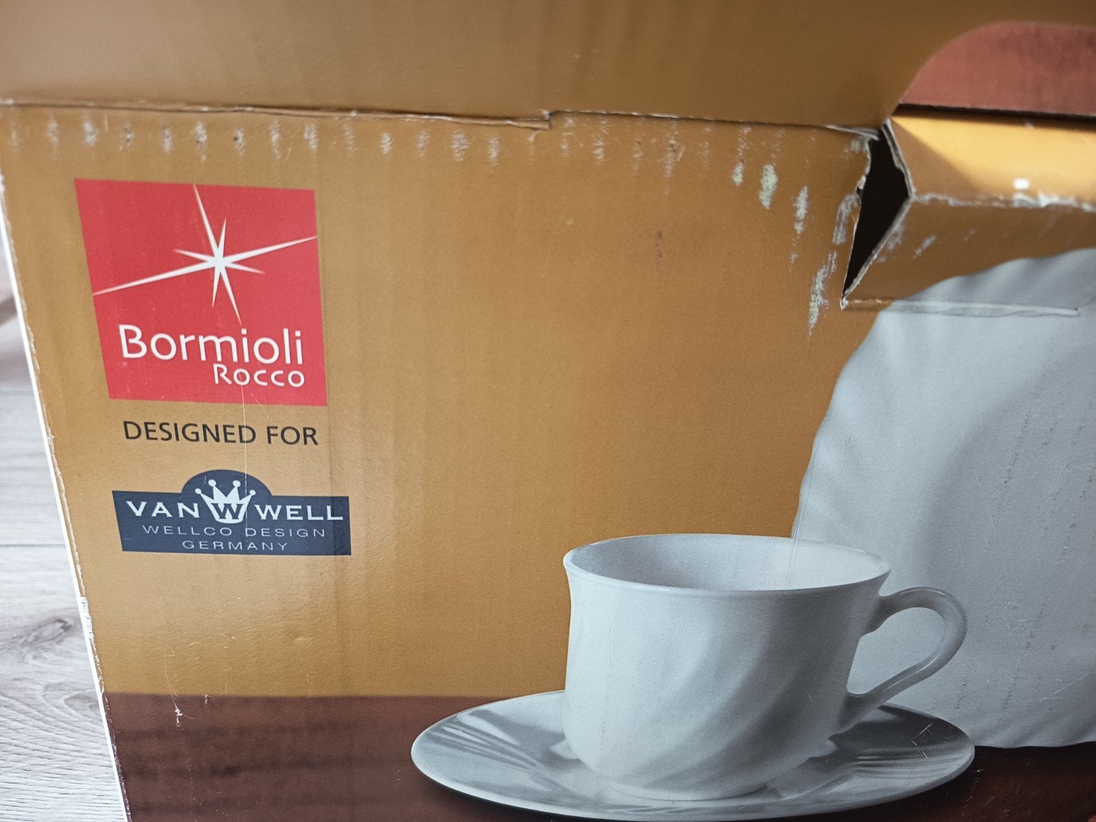 Koffie Kopjes met schotels nieuw, Ophalen of Verzenden, Nieuw, Overige stijlen, Kop(pen) en/of Schotel(s)