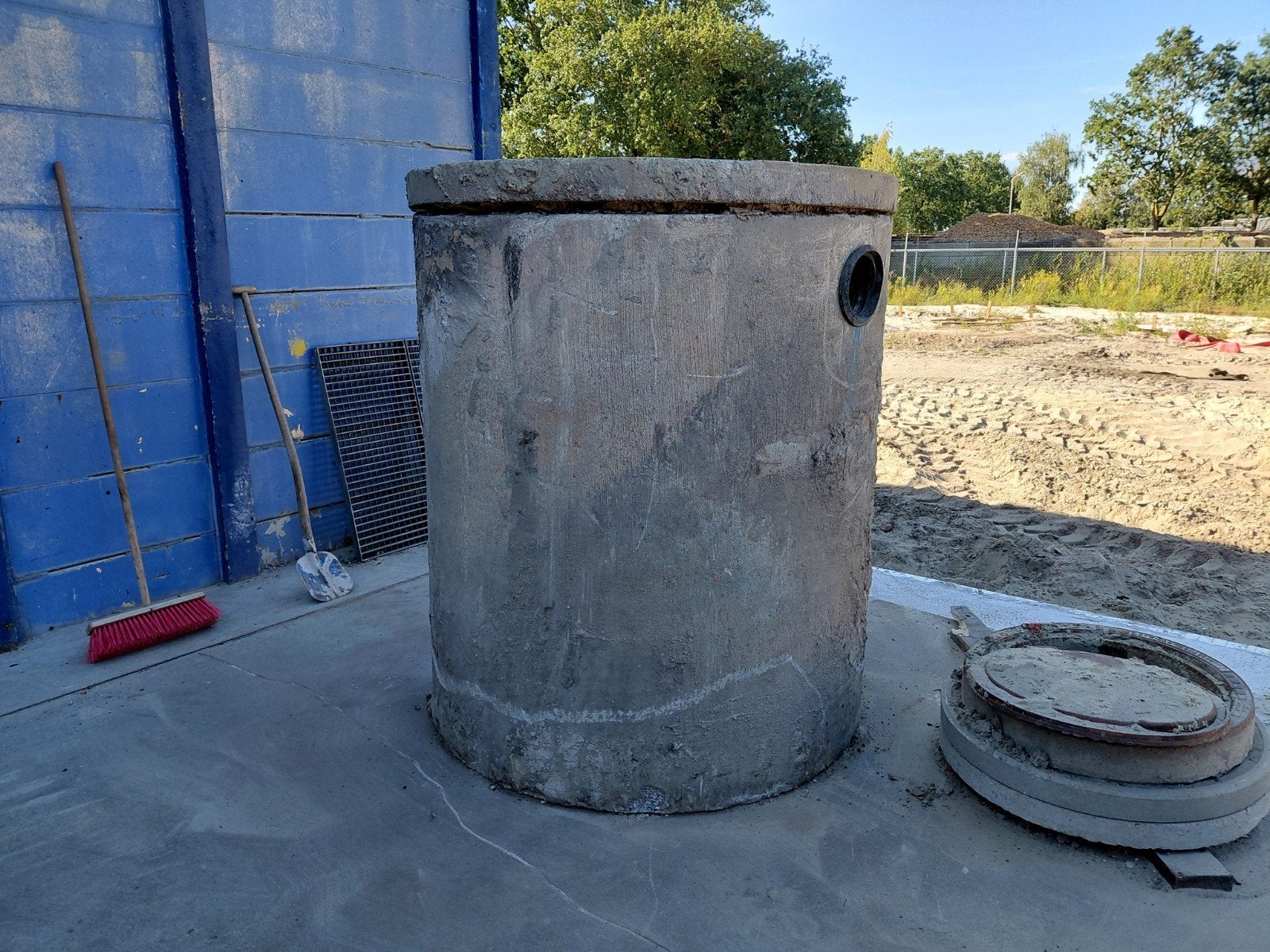 Olieafscheider met slibput, Ophalen, Gebruikt, Minder dan 2 meter, 80 mm of meer