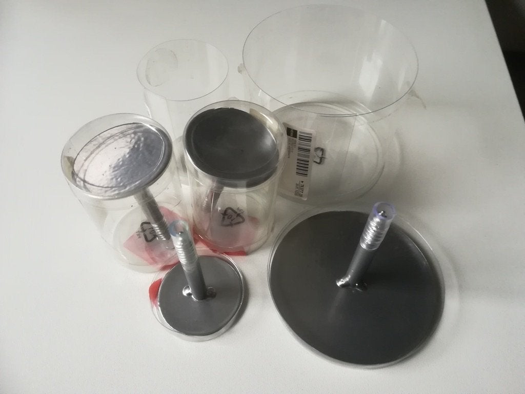 NIEUW : ronde haken voor in de muur. Hema., Wandkapstok, Nieuw, Ophalen of Verzenden, Minder dan 100 cm