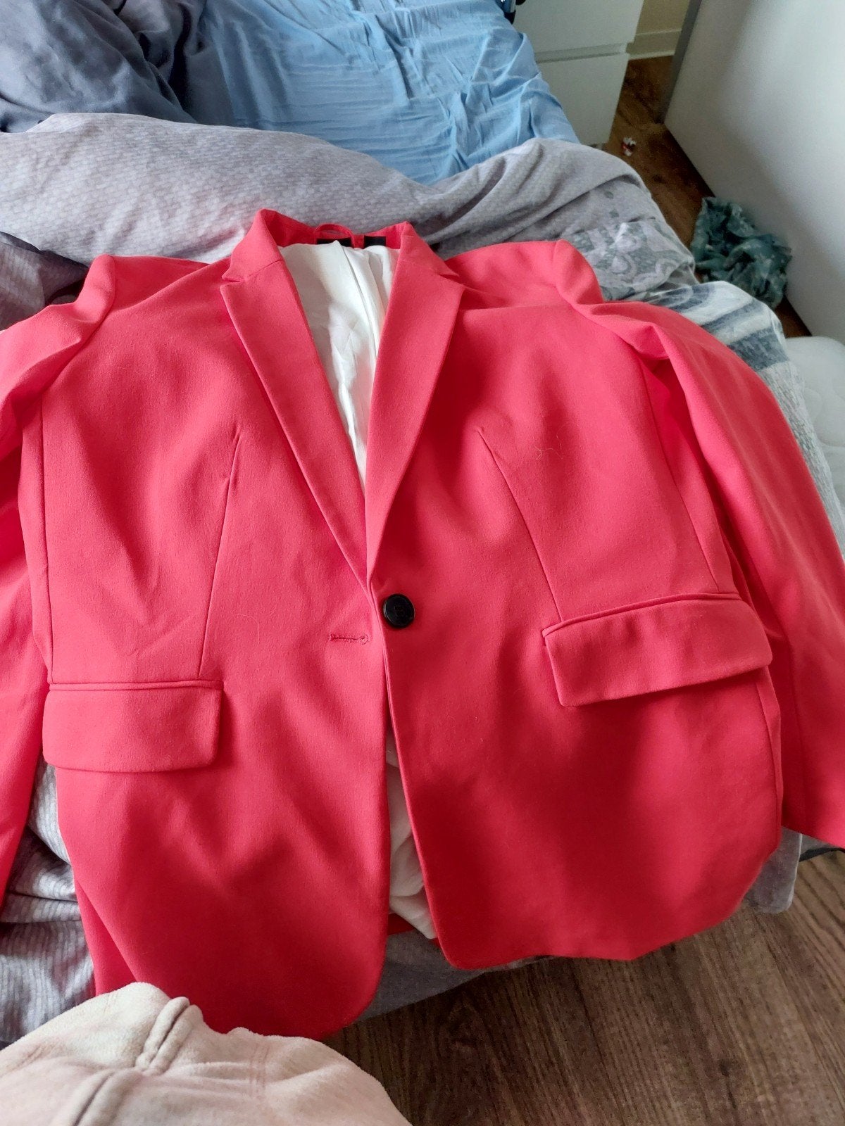 Koraalrood pak - jasje en broek, Kostuum of Pak, Maat 46/48 (XL) of groter, Ophalen of Verzenden, Rood