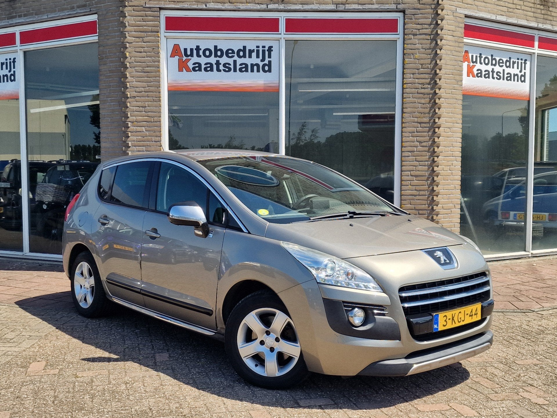 Peugeot 3008 2.0 HDiF HYbrid4 Blue Lease - Navi - Clima - Cr, Auto's, Automaat, Euro 5, Stof, Gebruikt