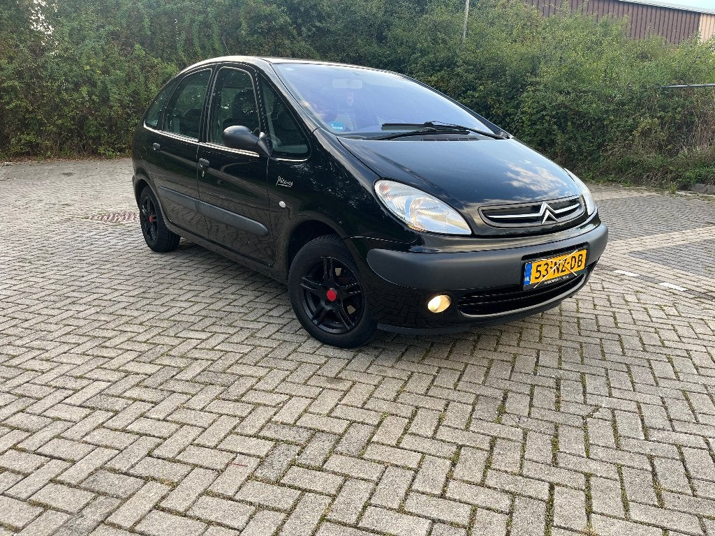 Citroën Xsara 1.8 I 16V Picasso 2004 Zwart, Auto's, Dealer onderhouden, Stof, Xsara, 4 cilinders