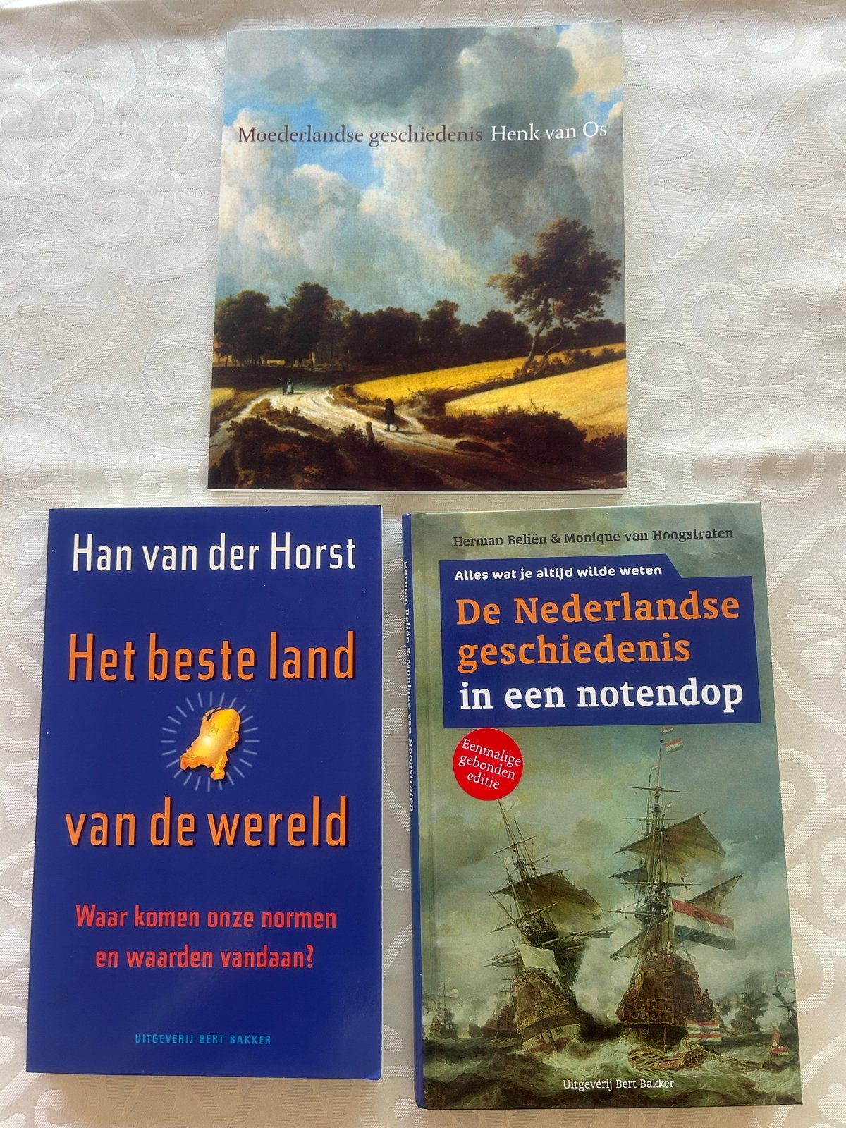 Drie boeken over Nederlandse geschiedenis - Ophalen, Boeken, Ophalen, 20e eeuw of later, Gelezen