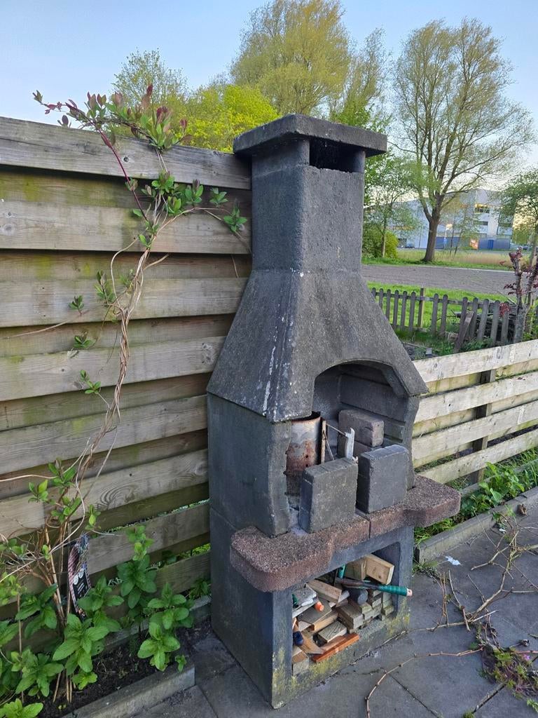 Betonnen buitenhaard / BBQ, Ophalen of Verzenden, Gebruikt