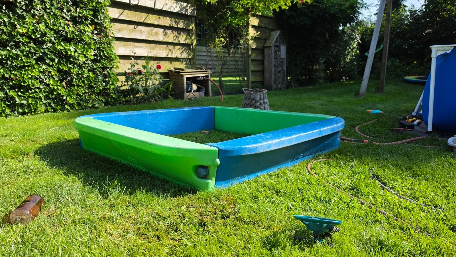 Zandbak Big/Smoby rand Blauw Groen - 1,5x1,5m, Kinderen en Baby's, Speelgoed | Buiten | Zandbakken, Ophalen, Gebruikt